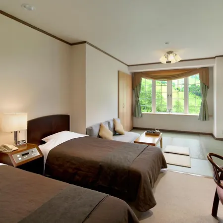 Hotel Green Plaza Hakuba Otari Exterior photo